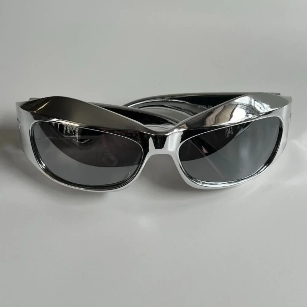 Vintage Y2K 2000s unique retro-futuristic goth chrome opium sunglasses